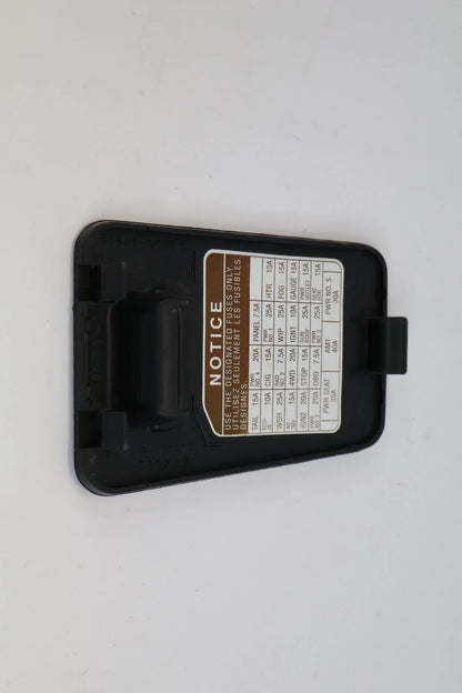 00-06 TOYOTA TUNDRA 01-07 SEQUOIA INTERIOR DASH FUSE BOX COVER LID 55545-0C010