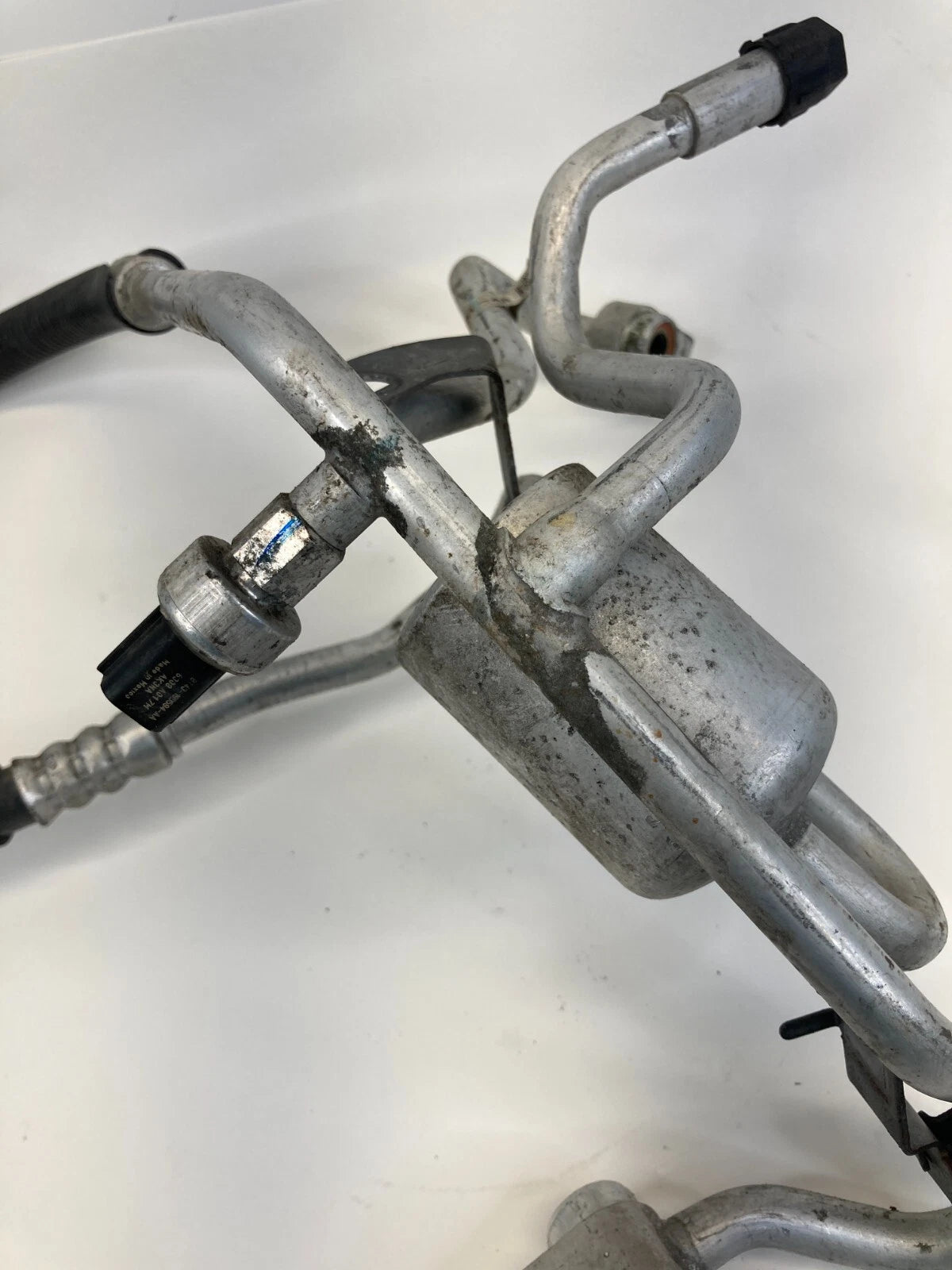 2015-2018 FORD EDGE 2.0L L4 A/T AC REFRIGERANT DISCHARGE HOSE LINE PIPE TUBE OEM