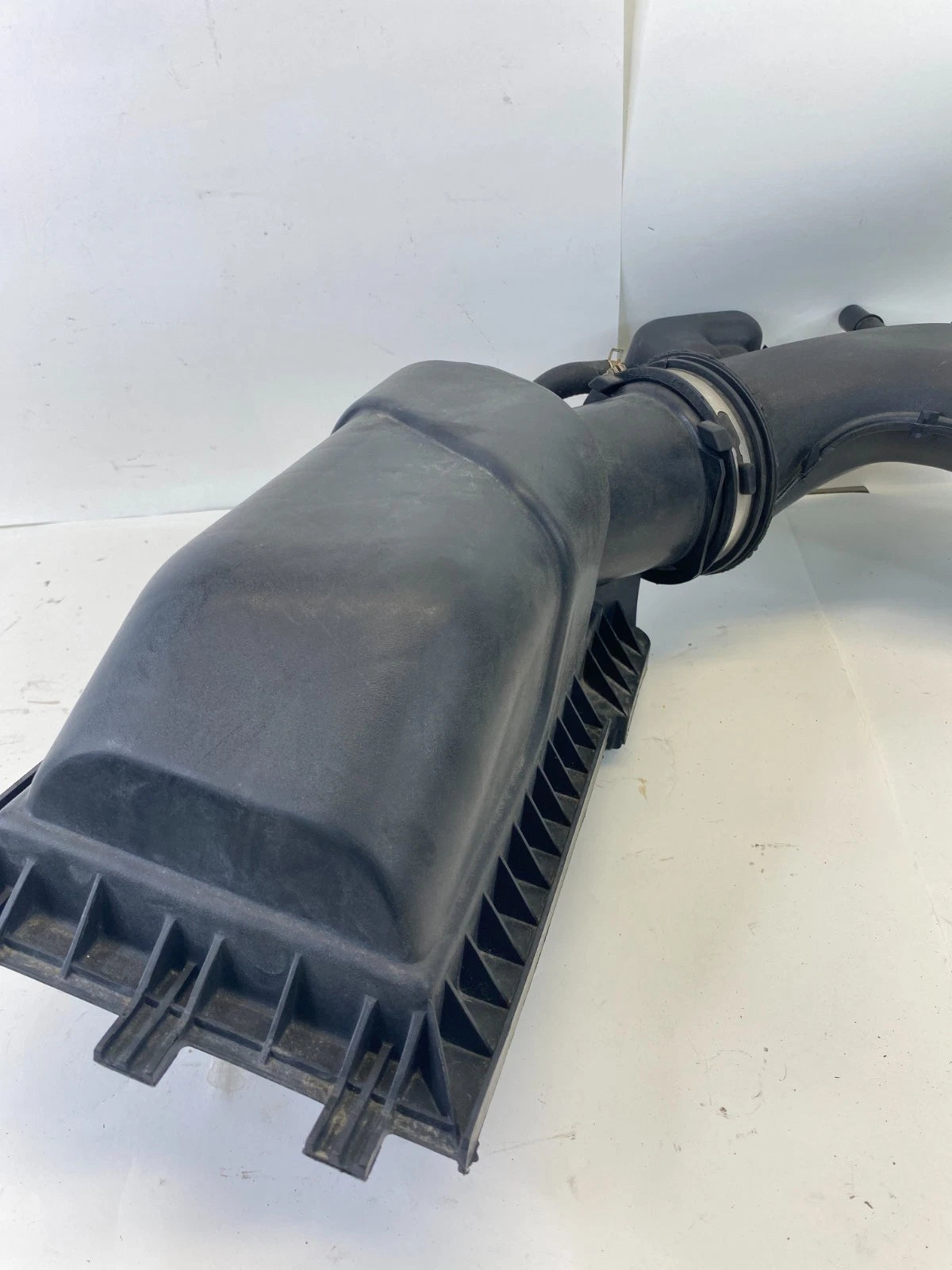 2010-2012 FORD FUSION 3.5L AIR CLEANER INTAKE BOX UPER COVER HOSE AH63-9F805-AD