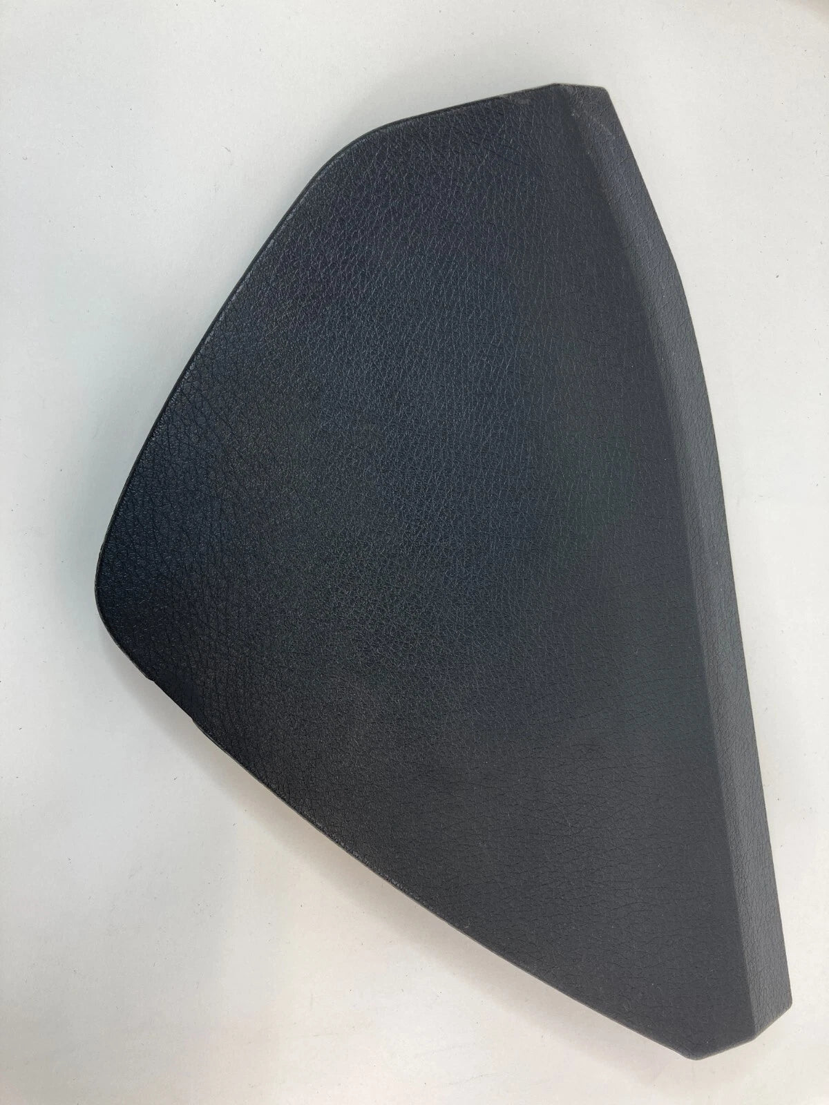2000-2003 MERCEDES-BENZ E320 BLACK RIGHT PASSENGER DASH BEZEL END CAP 2116800478