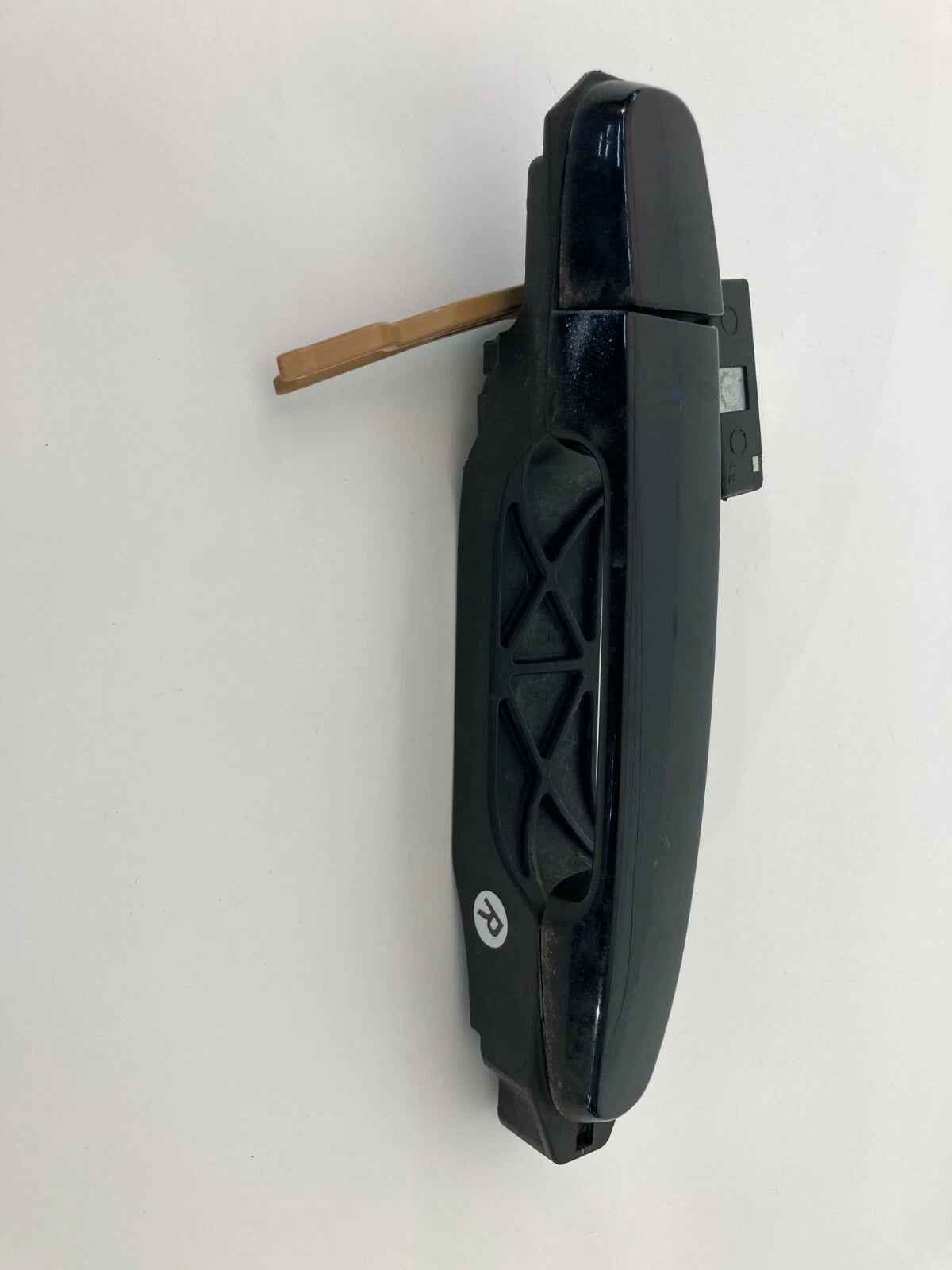 2004-2009 TOYOTA PRIUS REAR RIGHT SIDE OUTER EXTERIOR DOOR HANDLE ASSEMBLY OEM