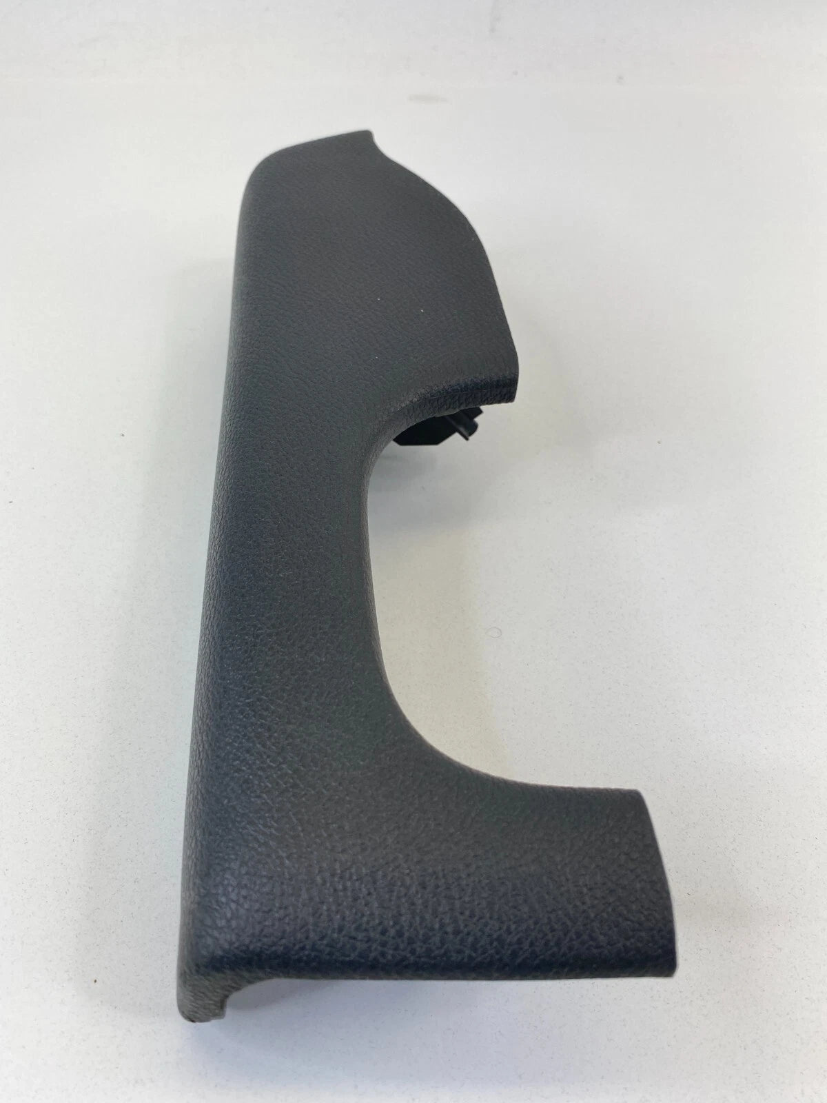 2010 DODGE CALIBER REAR LEFT BACK SIDE ARM REST ARMREST DOOR PANEL RR LH OEM