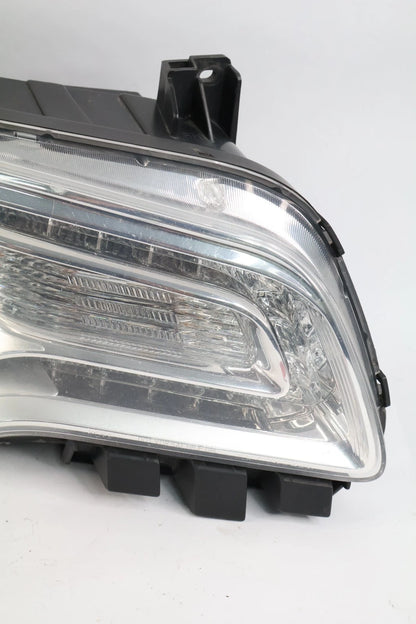 2011-2014 CHRYSLER 300 RIGHT PASSENGER HEADLIGHT HEADLAMP HALOGEN 68143002AA OEM