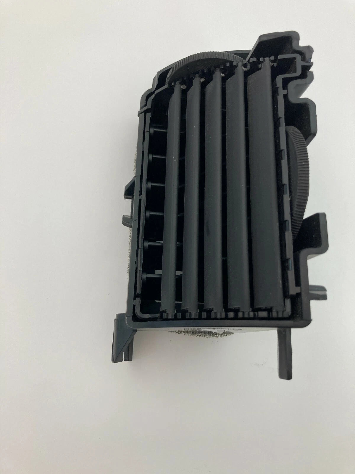 2005-2010 CHEVROLET COBALT FRONT RIGHT PASSENGER SIDE A/C HEATER AIR VENT OEM