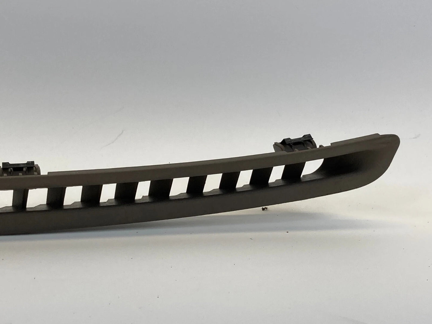 1999-2003 ACURA TL LEFT SIDE DASH DEFROSTER VENT GRILLE 77466-S0K-A010 OEM