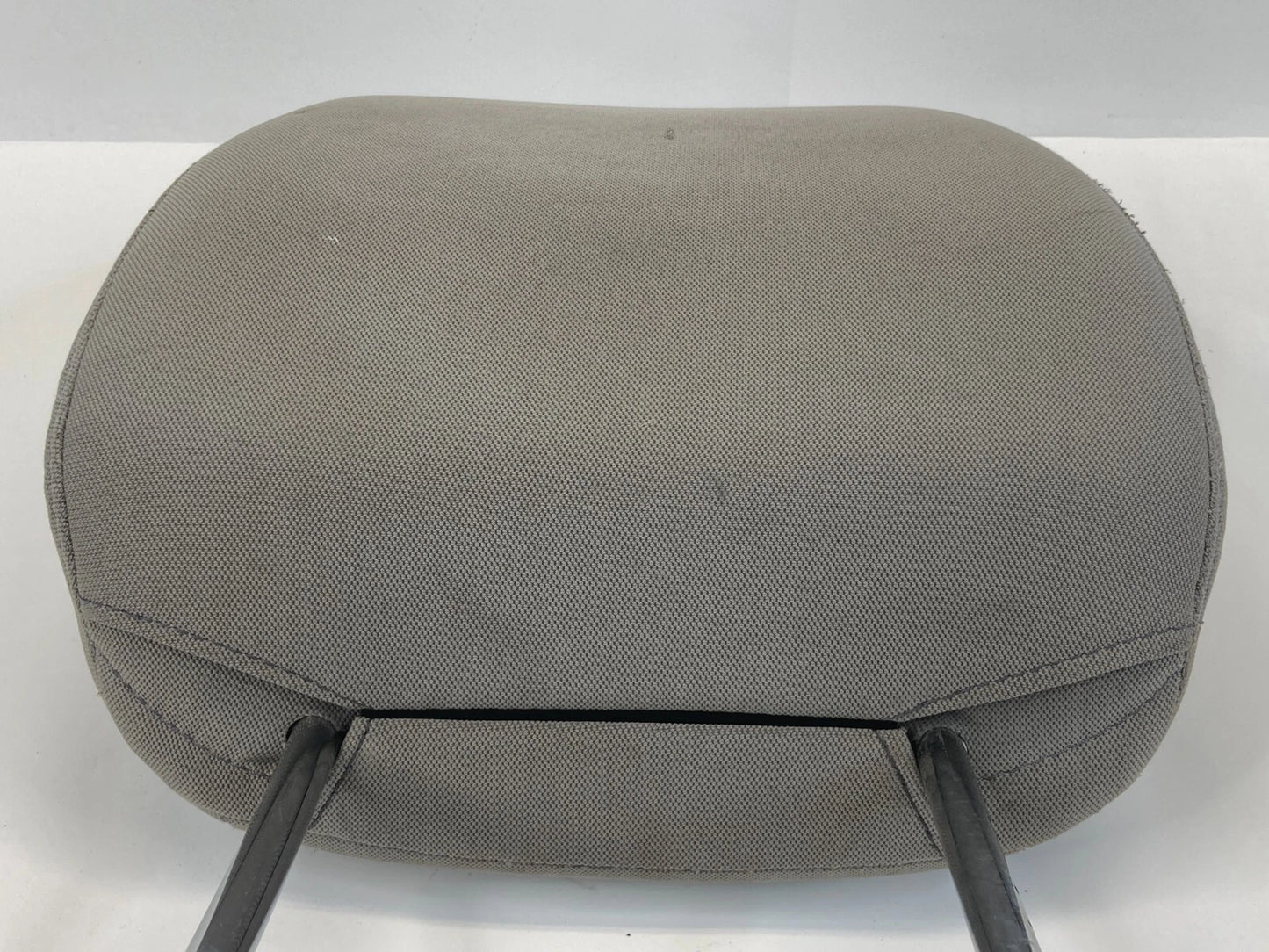 2006-2008 SUBARU FORESTER FRONT RIGHT PASSENGER SIDE SEAT HEADREST HEAD REST OEM