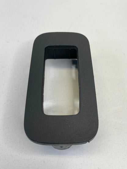 2007-2010 DODGE CHARGER RIGHT PASSENGER DOOR WINDOW SWITCH COVER BEZEL 100010774