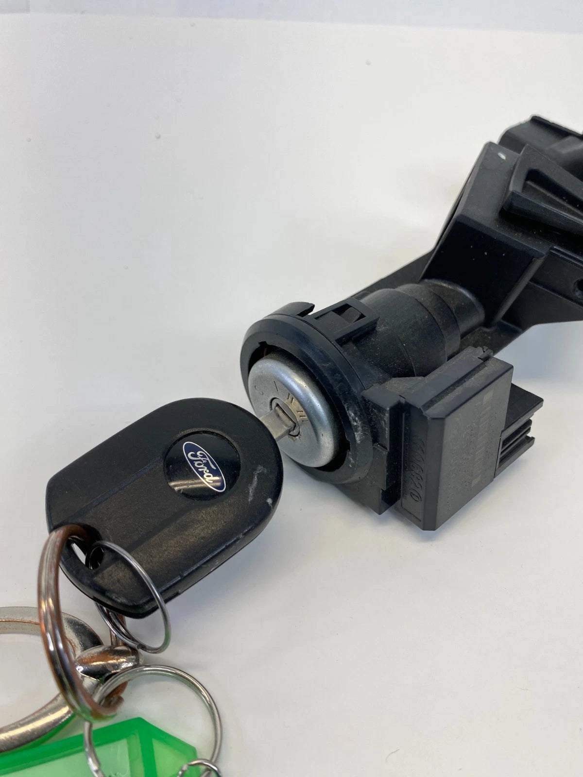 12-16 FORD FOCUS SEDAN 2.0L L4 IGNITION SWITCH LOCK CYLINDER & KEY 6E5T-15607-CA