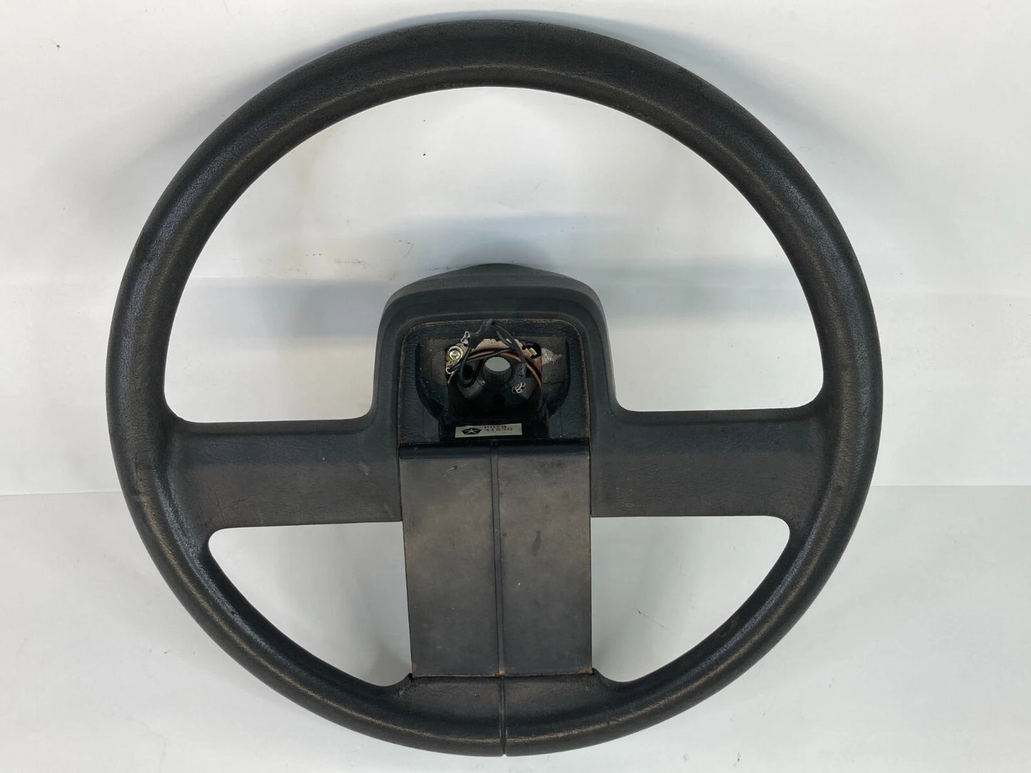 1985-1986 DODGE RAM CHARGER PICK-UP STEERING WHEEL 3 SPOKE ASSEMBLY 4147260 OEM