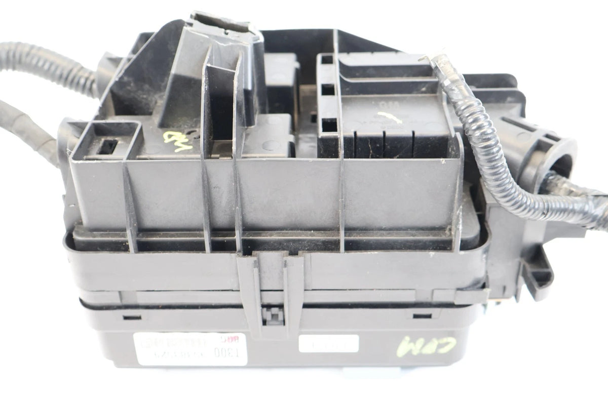 2012-2016 CHEVROLET SONIC FRONT ENGINE FUSE RELAY BOX COMPARTMENT 95383529