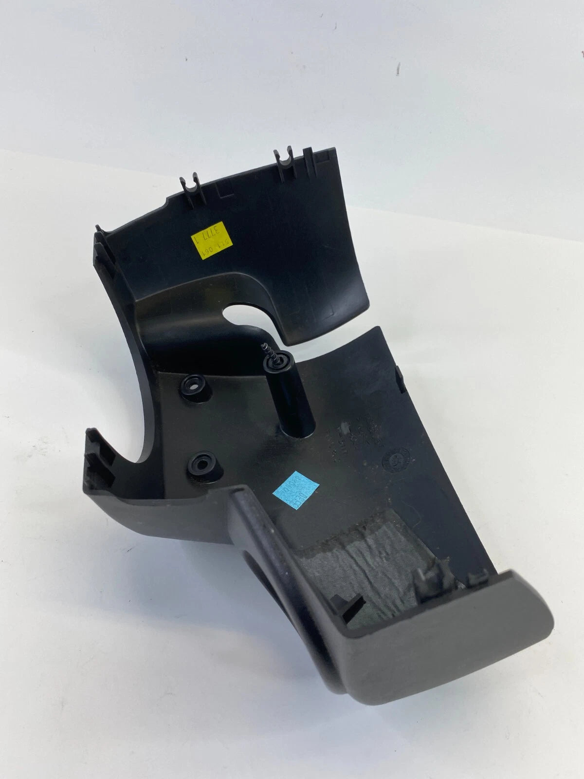 2002-2007 SATURN VUE LOWER STEERING COLUMN COVER LOWER OEM FACTORY 15858051