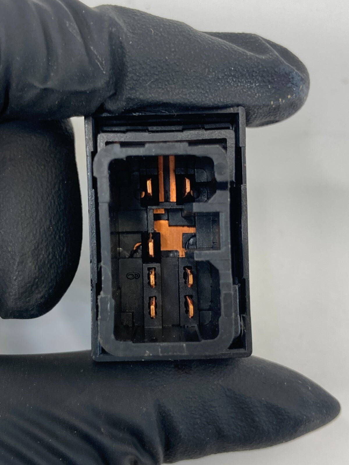 2007 2008 2009 Hyundai Santa Fe Rear Passenger Side Window Control Switch OEM