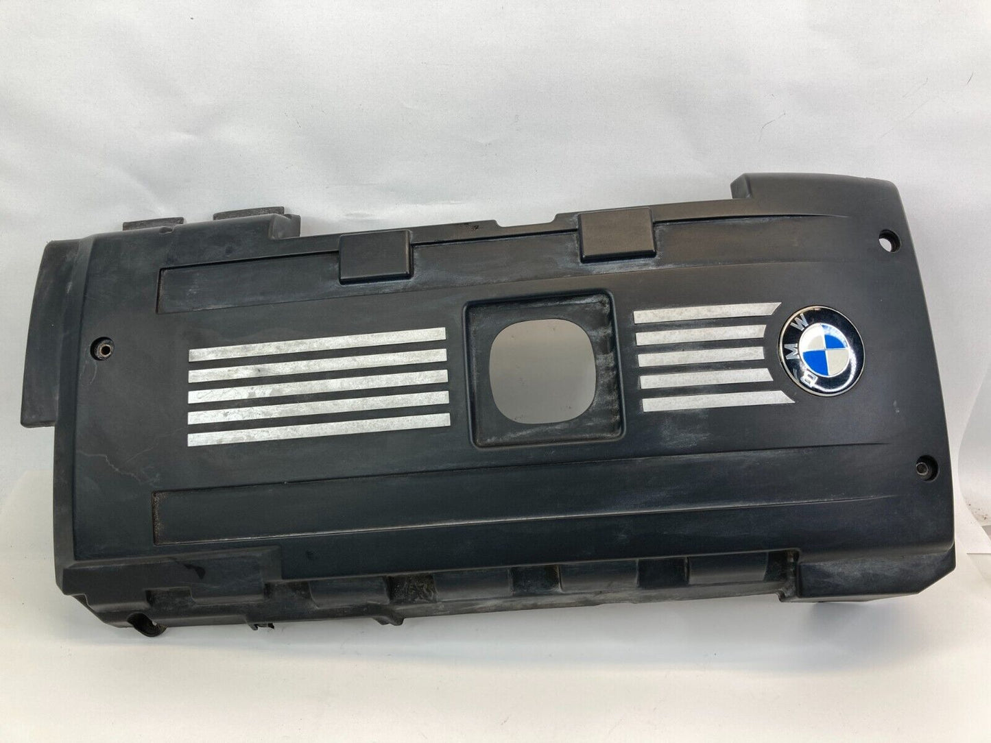 2009 2010 09 10 BMW 535i xDrive Sedan 3.0L Upper Engine Appearance Coil Cover