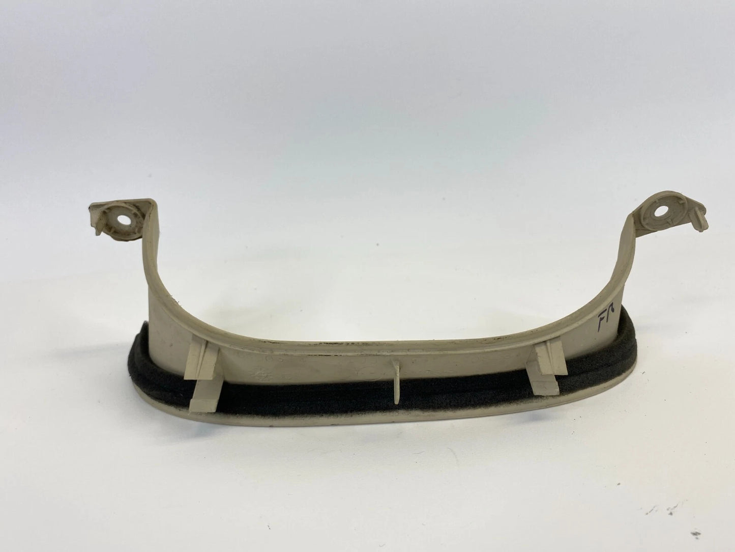 2003-2006 MERCEDES-BENZ E500 FRONT RIGHT DOOR PULL GRAB HANDLE TRIM A2117270828
