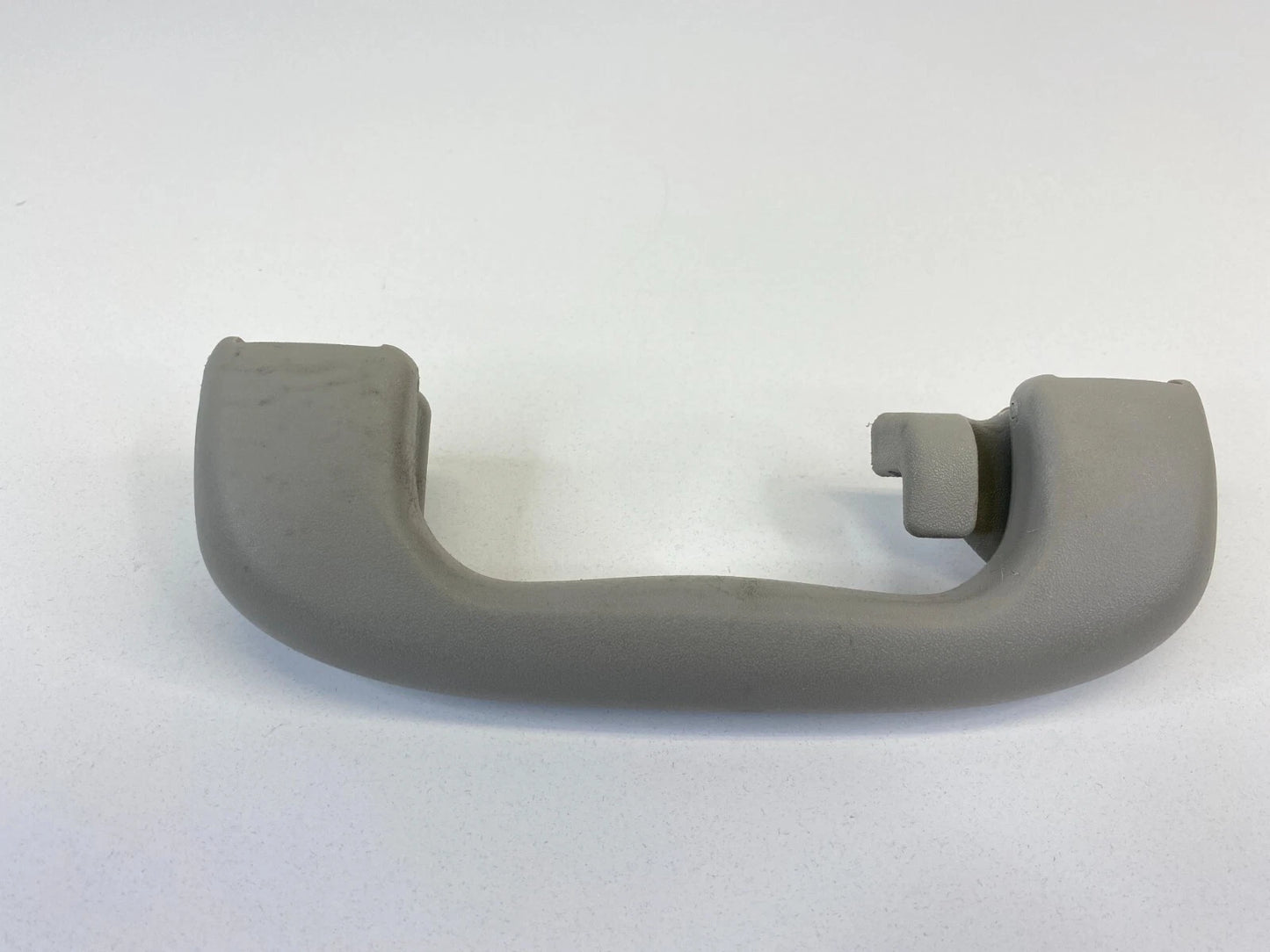 2013-2015 CHEVROLET MALIBU REAR RIGHT PASSENGER SIDE ROOF GRAB GRIP HANDLE OEM