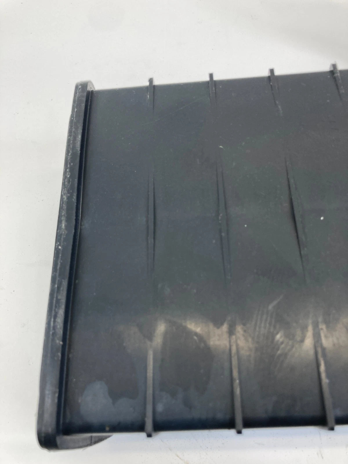 2013-2019 FORD ESCAPE FUEL VAPOR CHARCOAL CANISTER ASSY DG93-9E857-B OEM