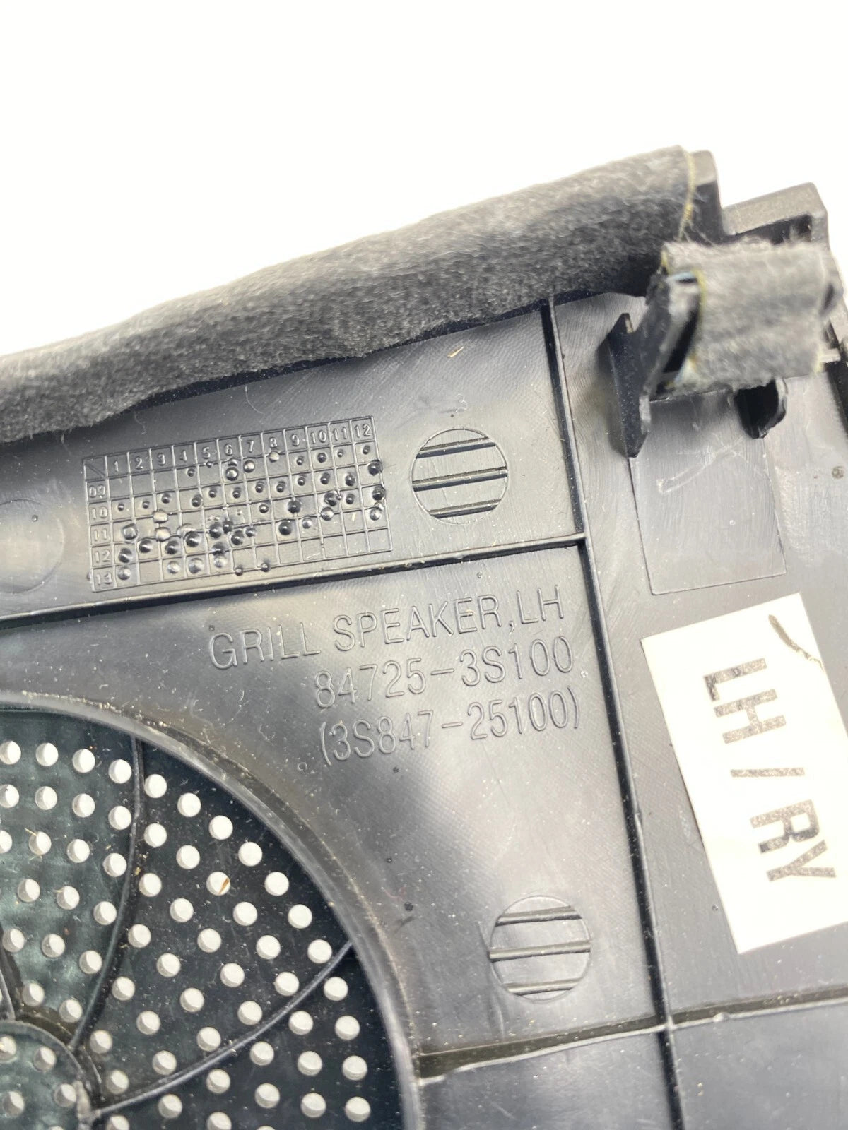 2011-2014 HYUNDAI SONATA DASH LEFT DRIVER SPEAKER GRILLE COVER TRIM 847253S100