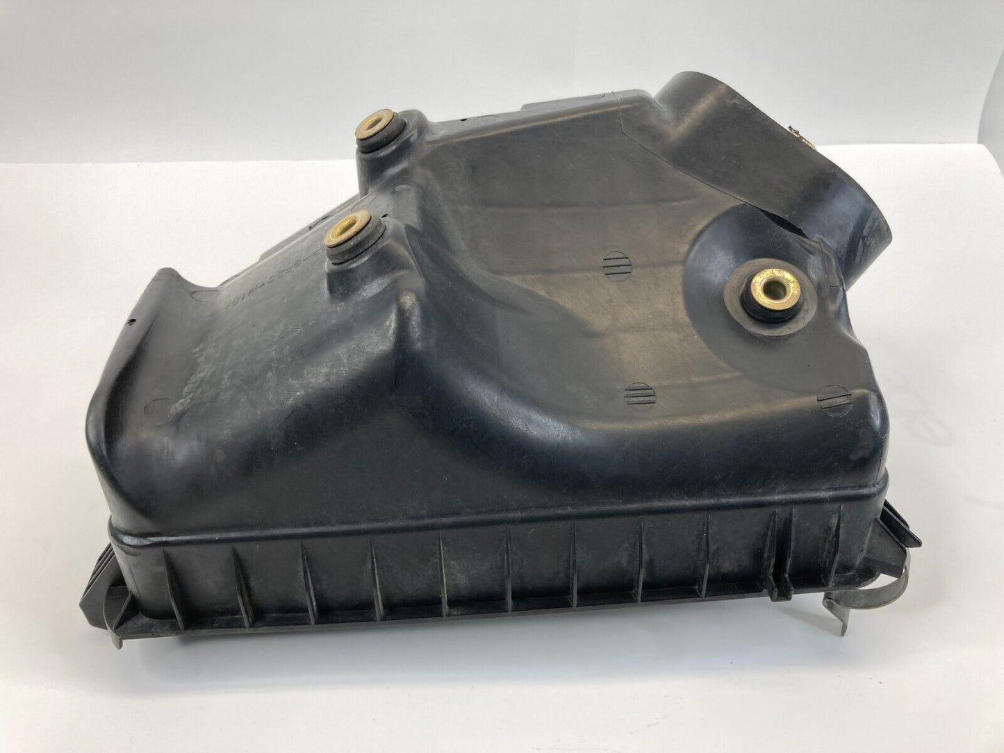 2002 2003 Toyota Solara 2.4L L4 Air Intake Cleaner Box Lower Cover Bottom Trim