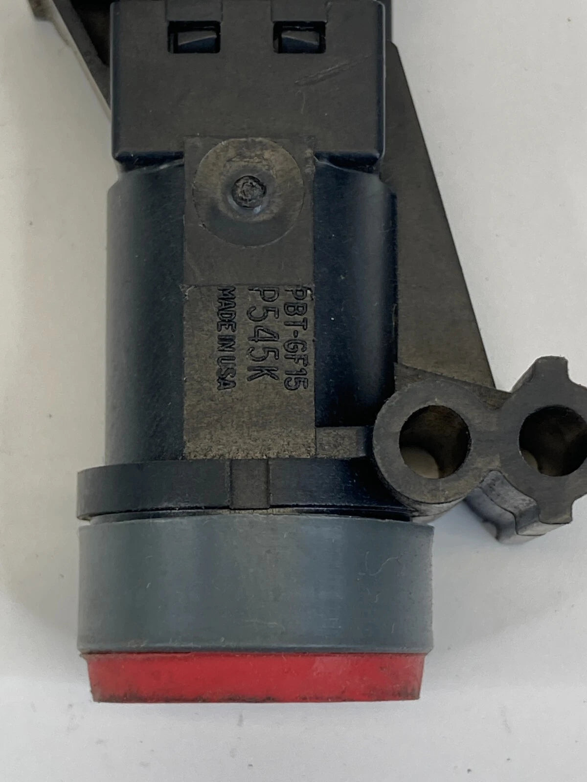 2008-2011 FORD FOCUS FIRST INERTIA FUEL PUMP SHUT-OFF SWITCH BUTTON OEM