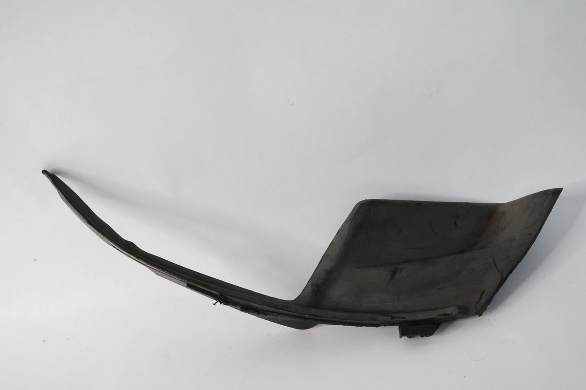 2011-2020 TOYOTA SIENNA FRONT RIGHT PASSENGER SIDE FENDER TO COWL COVER SEAL OEM