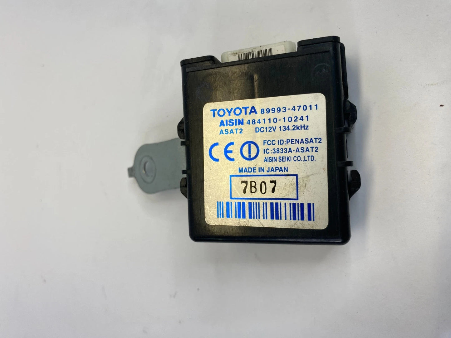 2004-2009 TOYOTA PRIUS LUGGAGE ELECTRICAL KEY OSCILLATOR MODULE 89993-47011 OEM