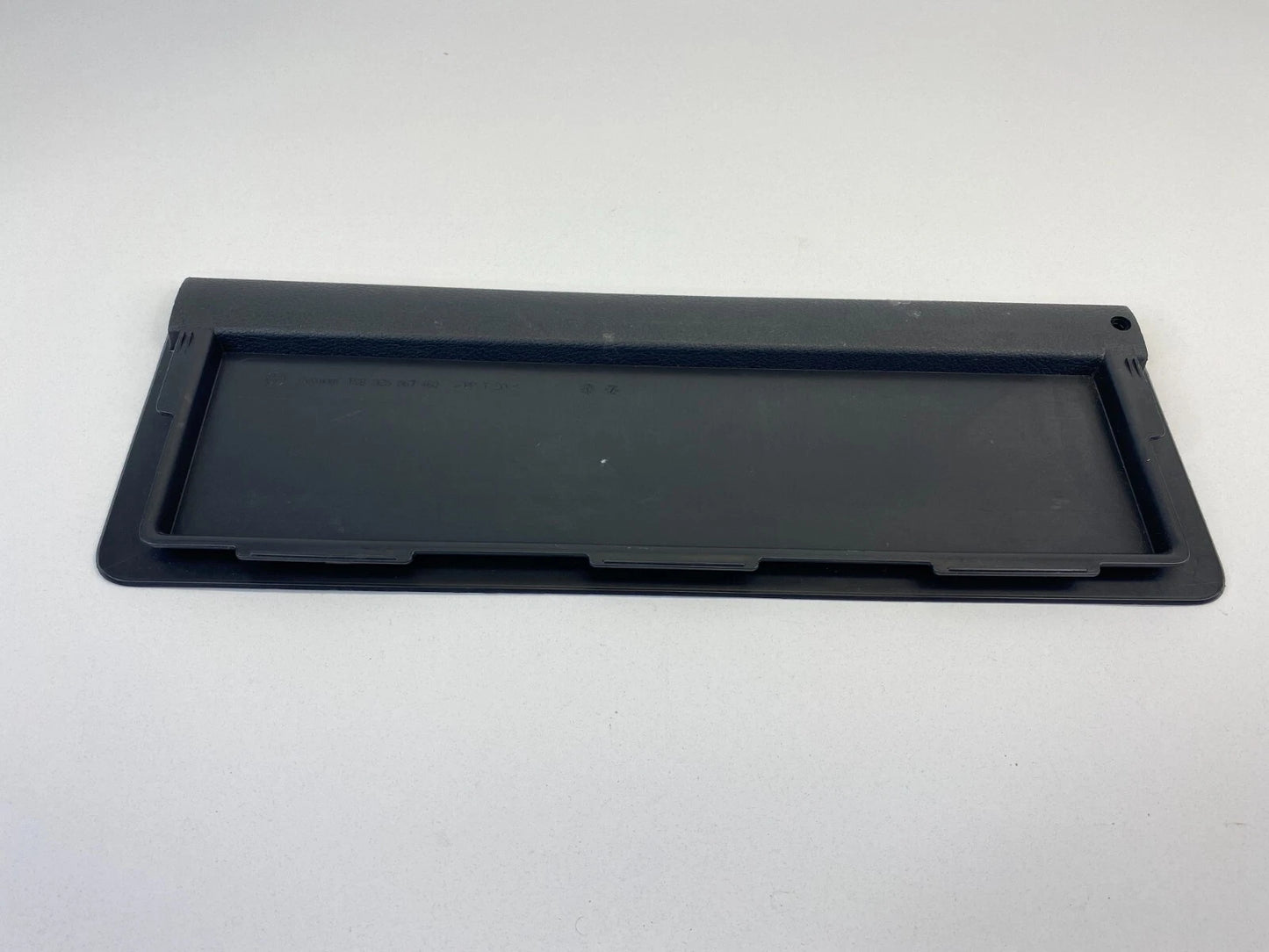 2006-2010 VOLKSWAGEN PASSAT TRUNK SIDE STORAGE LOWER COVER TRIM 3C5867463 OEM