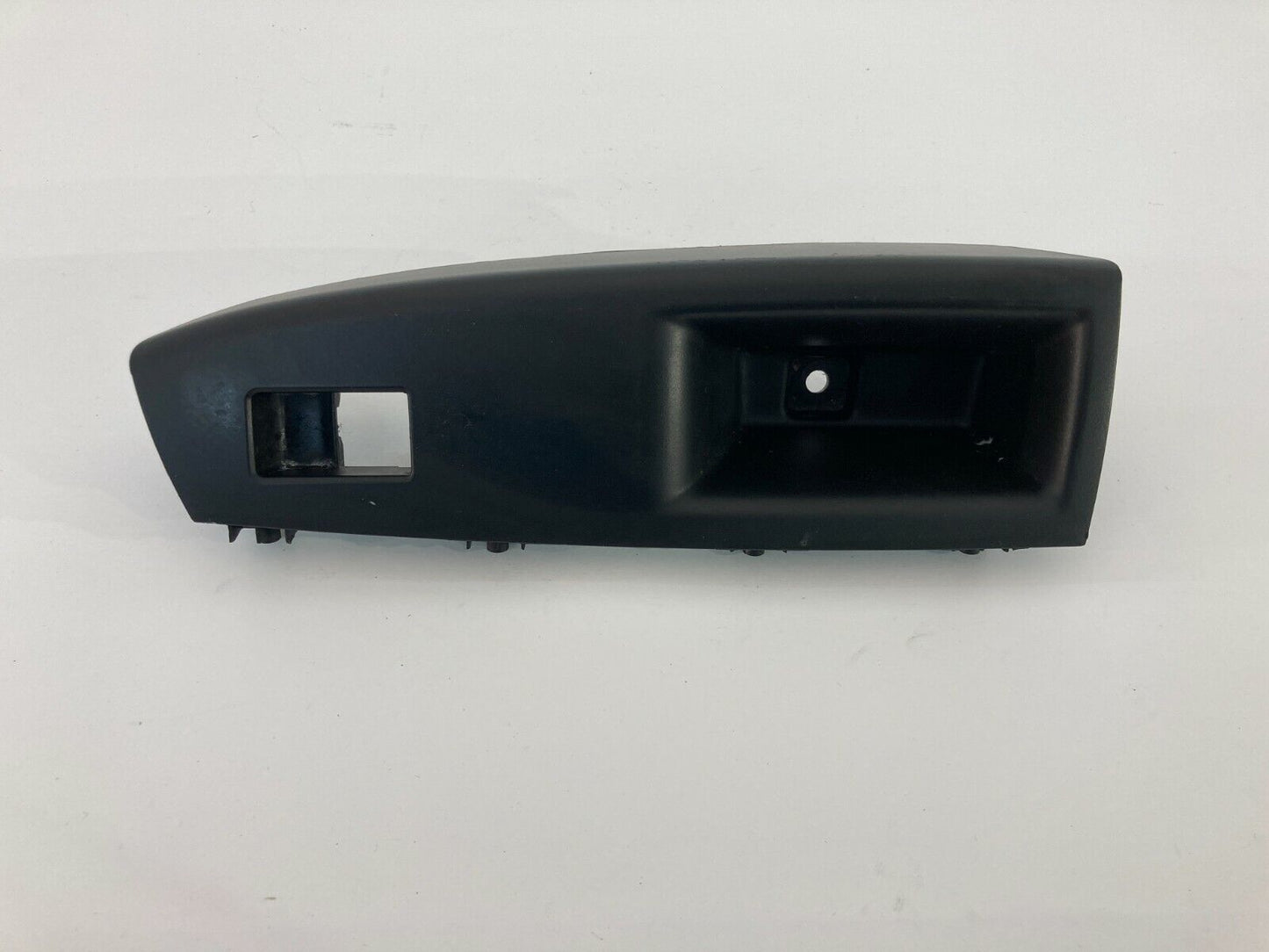 2011-2016 Chevrolet Cruze Rear Left Door Window Switch Bezel Trim 877569434 RR L