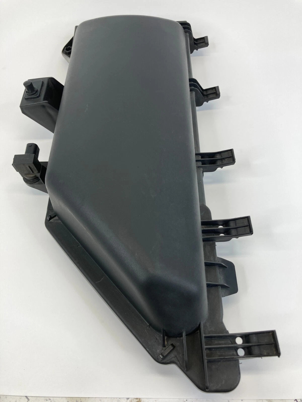 04-07 BMW 530I UNDER HOOD RIGHT CABIN AIR MICRO FILTER COVER UPPER TRIM HOUSING