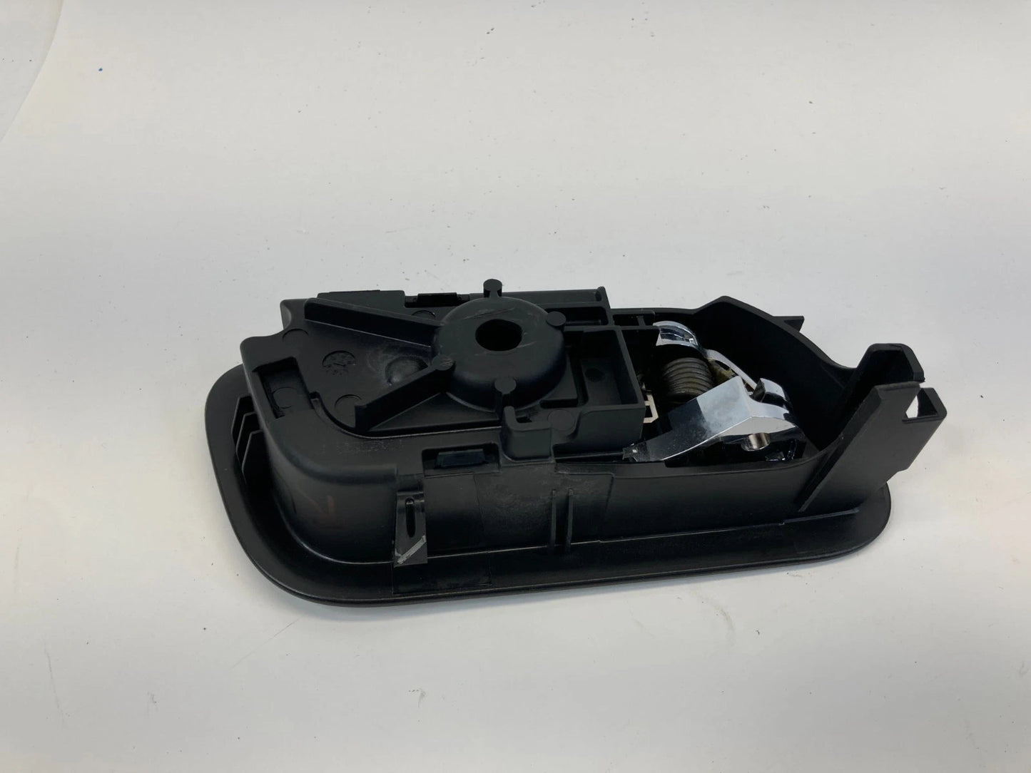 2013-2019 FORD TAURUS 13-19 POLICE INTERCEPTOR REAR LEFT INNER DOOR HANDLE OEM