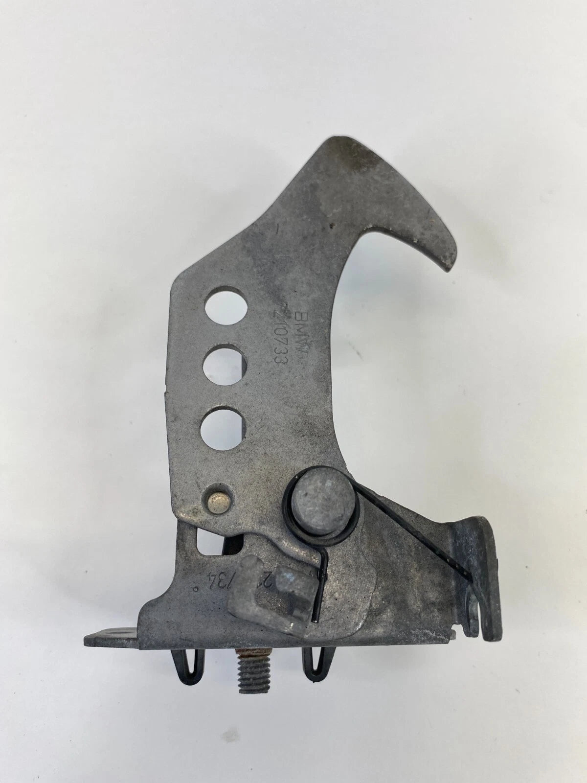 2011-2017 BMW X3 FRONT RIGHT SIDE HOOD LOCK LATCH STRIKER ASSY 5123-7210733 OEM