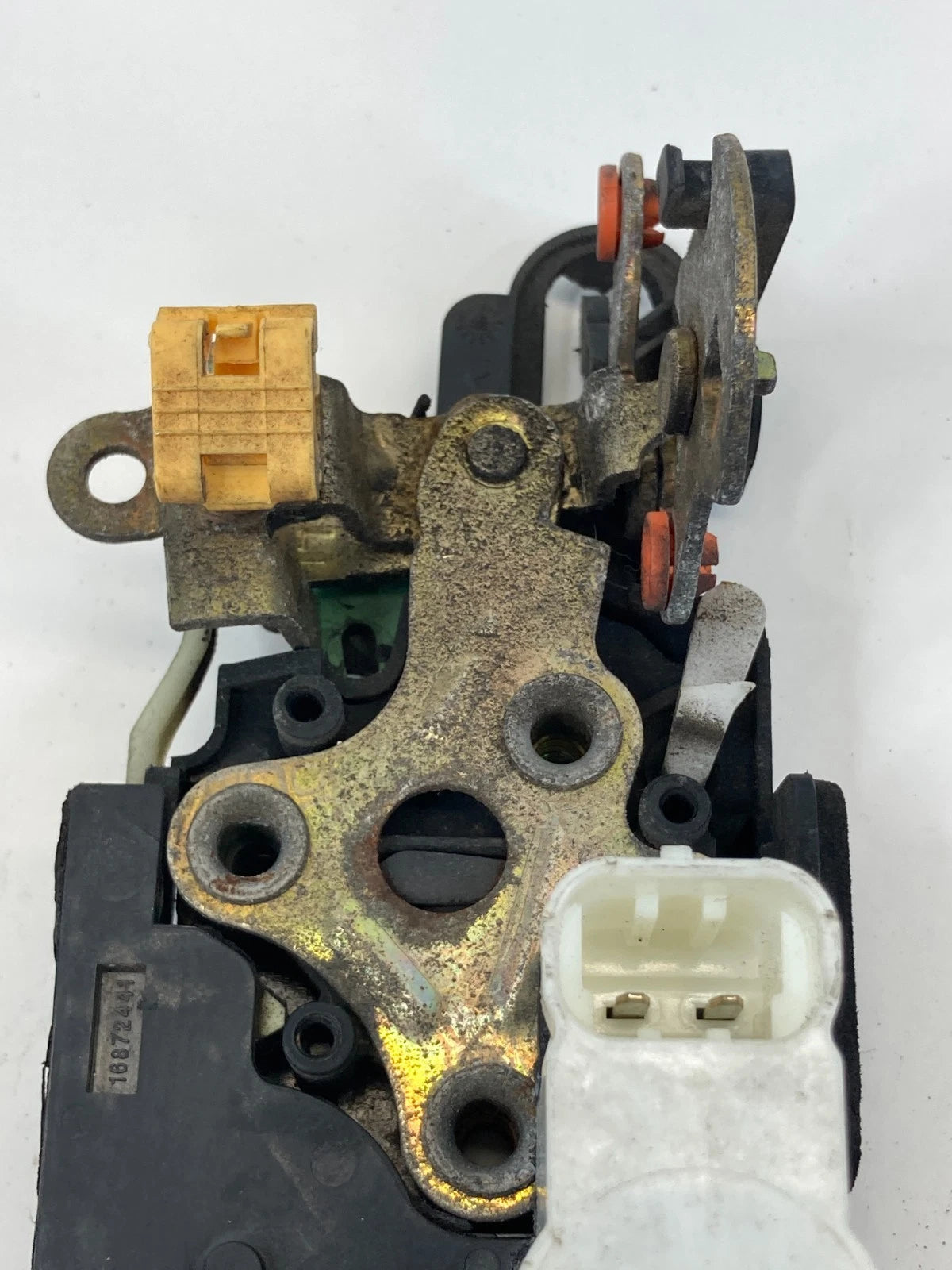 2002-2009 CHEVY TRAILBLAZER ENVOY REAR LEFT DOOR LOCK LATCH ACTUATOR 16872415