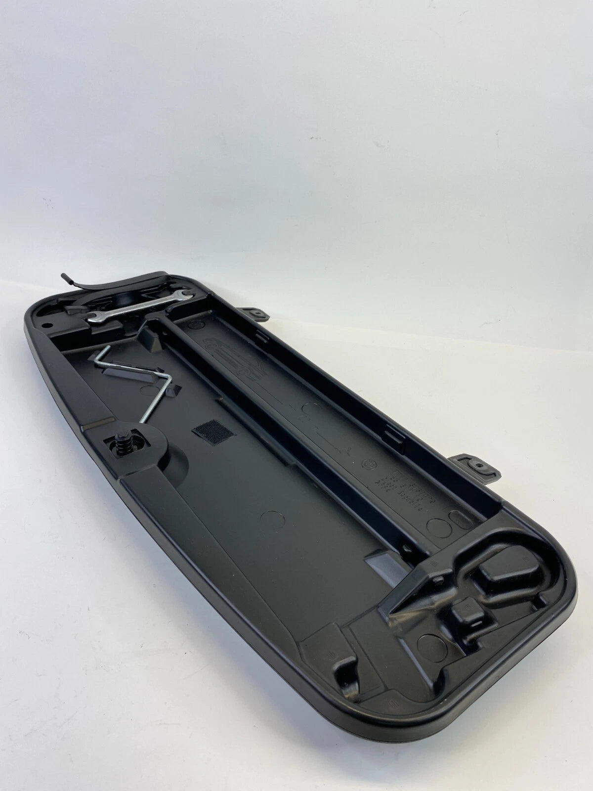 2004-2007 BMW 530I SEDAN REAR TRUNK EMERGENCY TOOL KIT TRAY BOX 71116761420