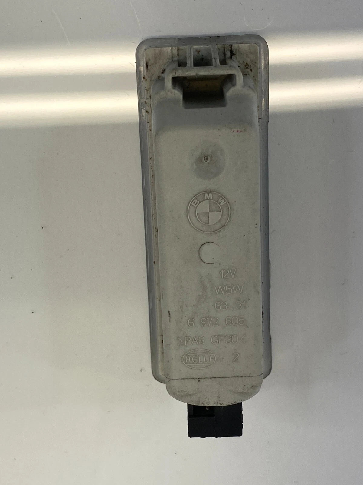 2007-2013 BMW X5 FRONT RIGHT INTERIOR FOOTWELL DOOR LAMP COURTESY LIGHT 6972605