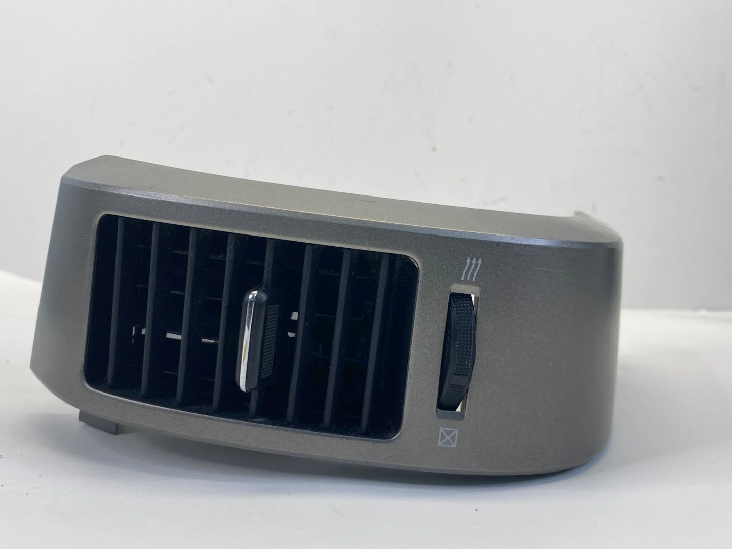 2006-2009 TOYOTA PRIUS DASH RIGHT PASSENGER OUTER AC AIR VENT GRILLE 5506147010