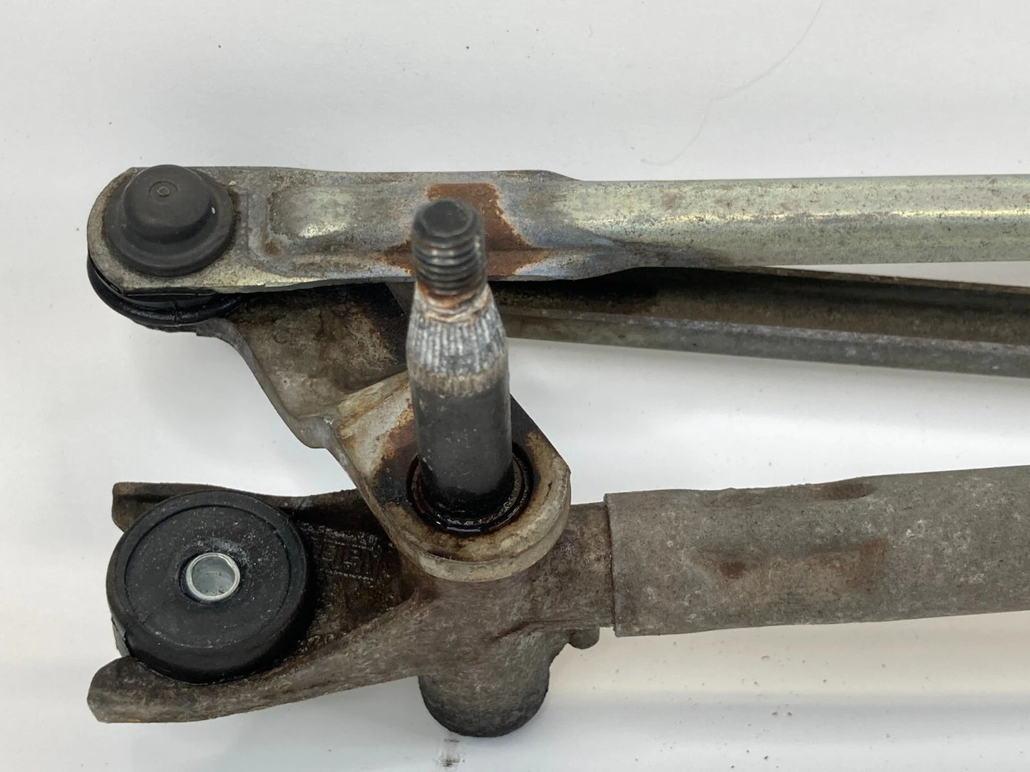 2008-2011 FORD FOCUS FRONT WINDSHIELD WIPER MOTOR LINKAGE UNIT OEM 8S43-17500-AD
