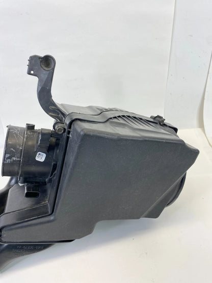 2012-2018 FORD FOCUS 2.0L L4 A/T AIR INTAKE CLEANER FILTER BOX ASSY BV6Z-9600