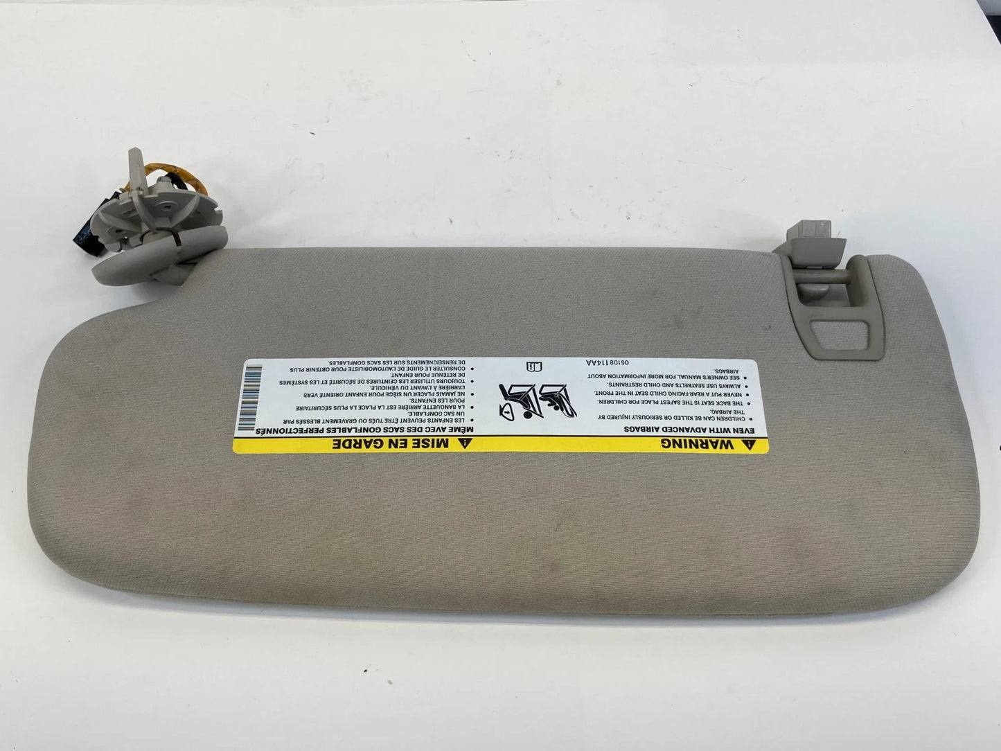 2011-2023 DODGE DURANGO SUN VISOR SHADE PAIR SET DRIVER & PASSENGER SIDES OEM