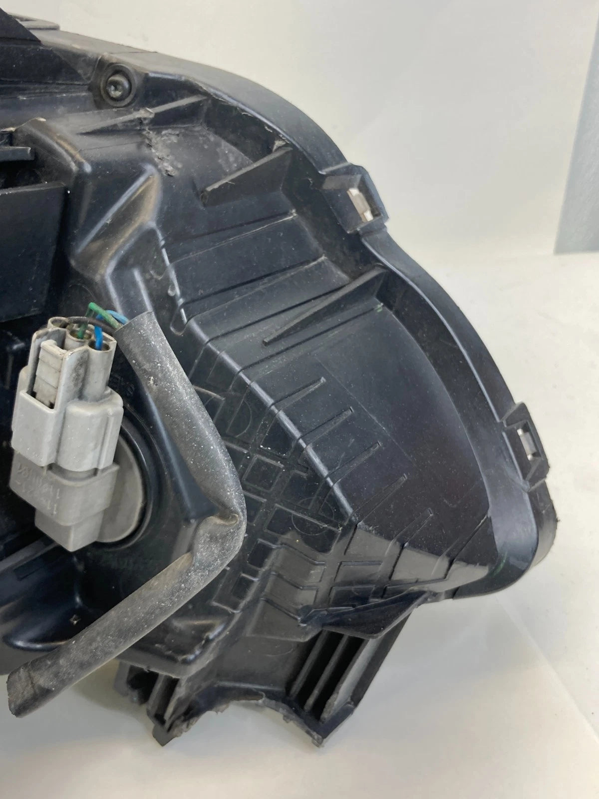 13-17 Hyundai Accent Front Right Passenger Side Headlight Headlamp AFTERMARKET