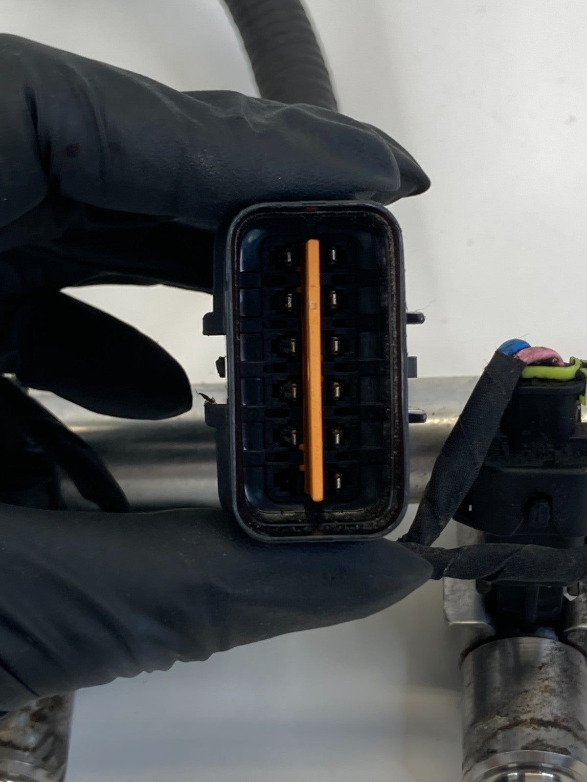 2012-2016 Kia Soul 12-17 Rio 1.6L L4 Fuel Injector Set W/ Rail 35350-2B110 OEM