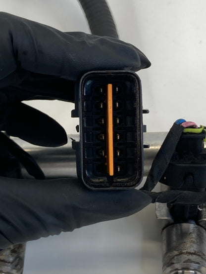 2012-2016 Kia Soul 12-17 Rio 1.6L L4 Fuel Injector Set W/ Rail 35350-2B110 OEM