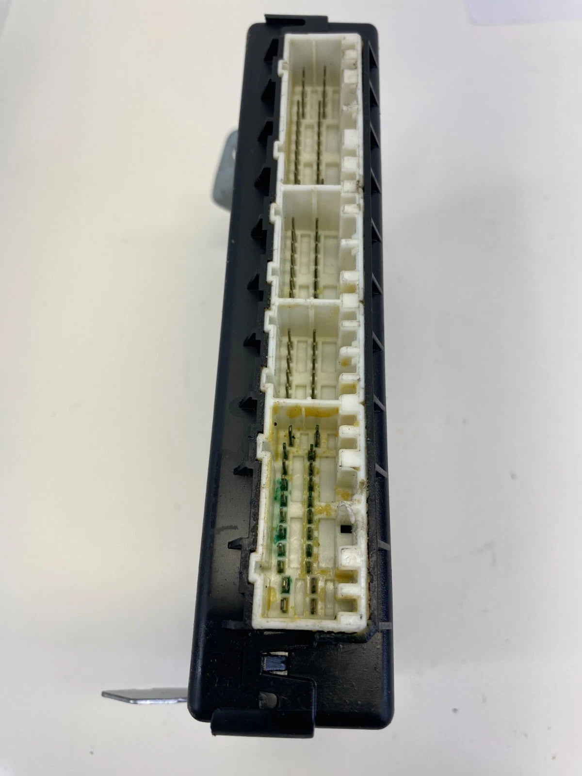 2010-2013 KIA FORTE 2.0L L4 AT BODY CONTROL MODULE COMPUTER BCM BCU 95400-1M471