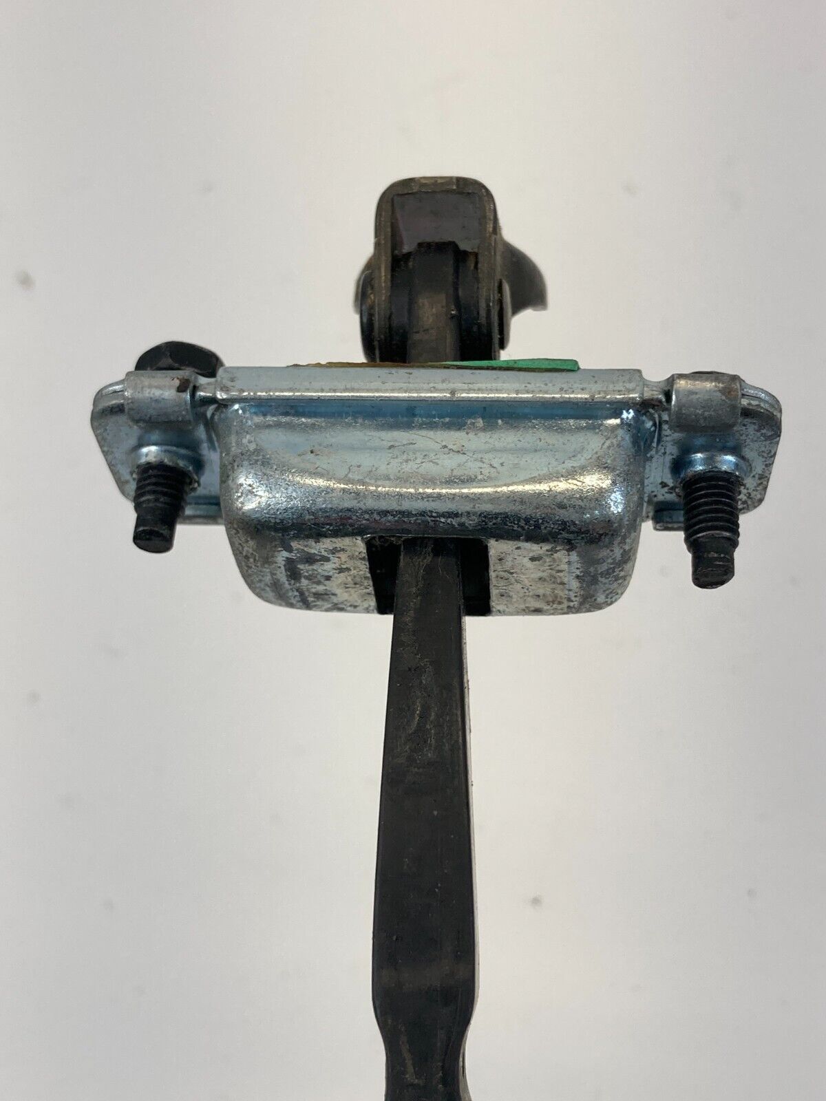 2007 2008 2009 Hyundai Santa Fe Door Check Stop Stopper Detent OEM