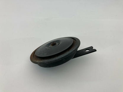 2002-2005 HYUNDAI SONATA BASE 2.4 LOW TONE PITCH HORN SIGNAL 96610-38102 OEM