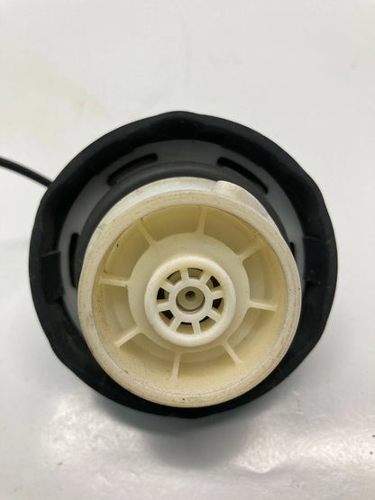 09-20 DODGE JOURNEY FUEL FILLER TANK GAS DOOR WITH CAP OEM FACTORY 05076926AC