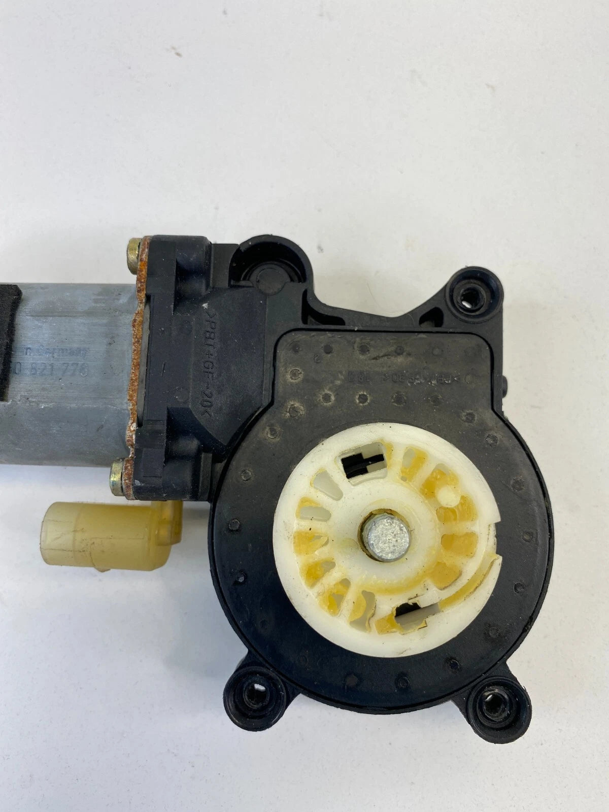 1999-2006 VOLVO S80 REAR RIGHT SIDE DOOR POWER WINDOW MOTOR 0130821776 OEM
