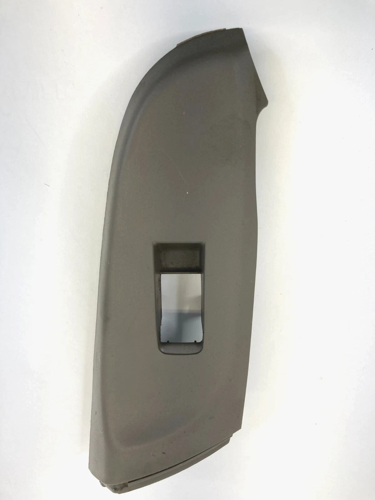 2000-2006 NISSAN SENTRA REAR RIGHT DOOR WINDOW SWITCH TRIM BEZEL OEM 82960-5M012