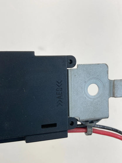 2005-2007 Dodge Magnum Radio Power Antenna Control Module 5081032AE OEM