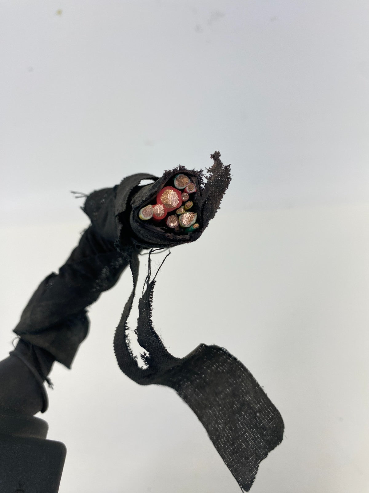 2003-2011 Saab 9-3 Engine 2.0L Fuse Box Relay Module Bracket Grommet 12788777