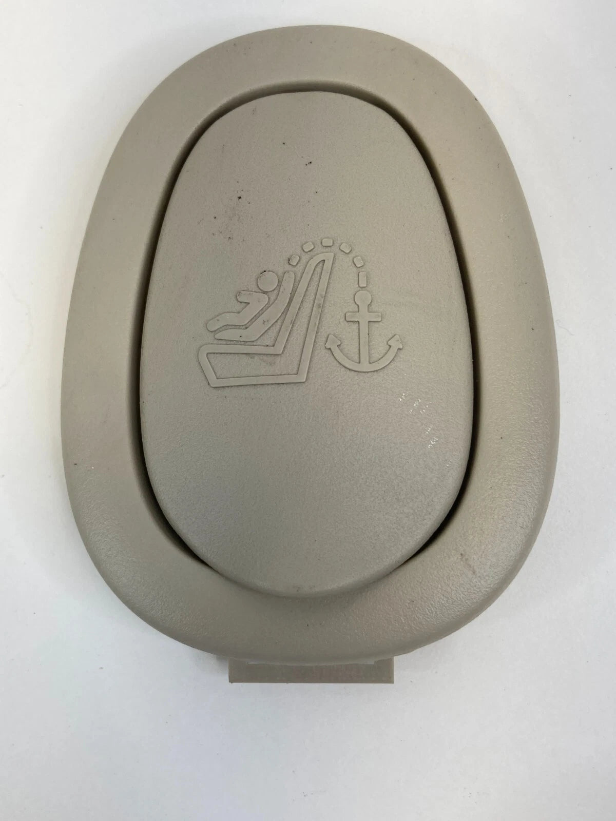 2004-2011 MITSUBISHI ENDEAVOR REAR CHILD SEAT RESTRAINT ANCHOR COVER TL828293