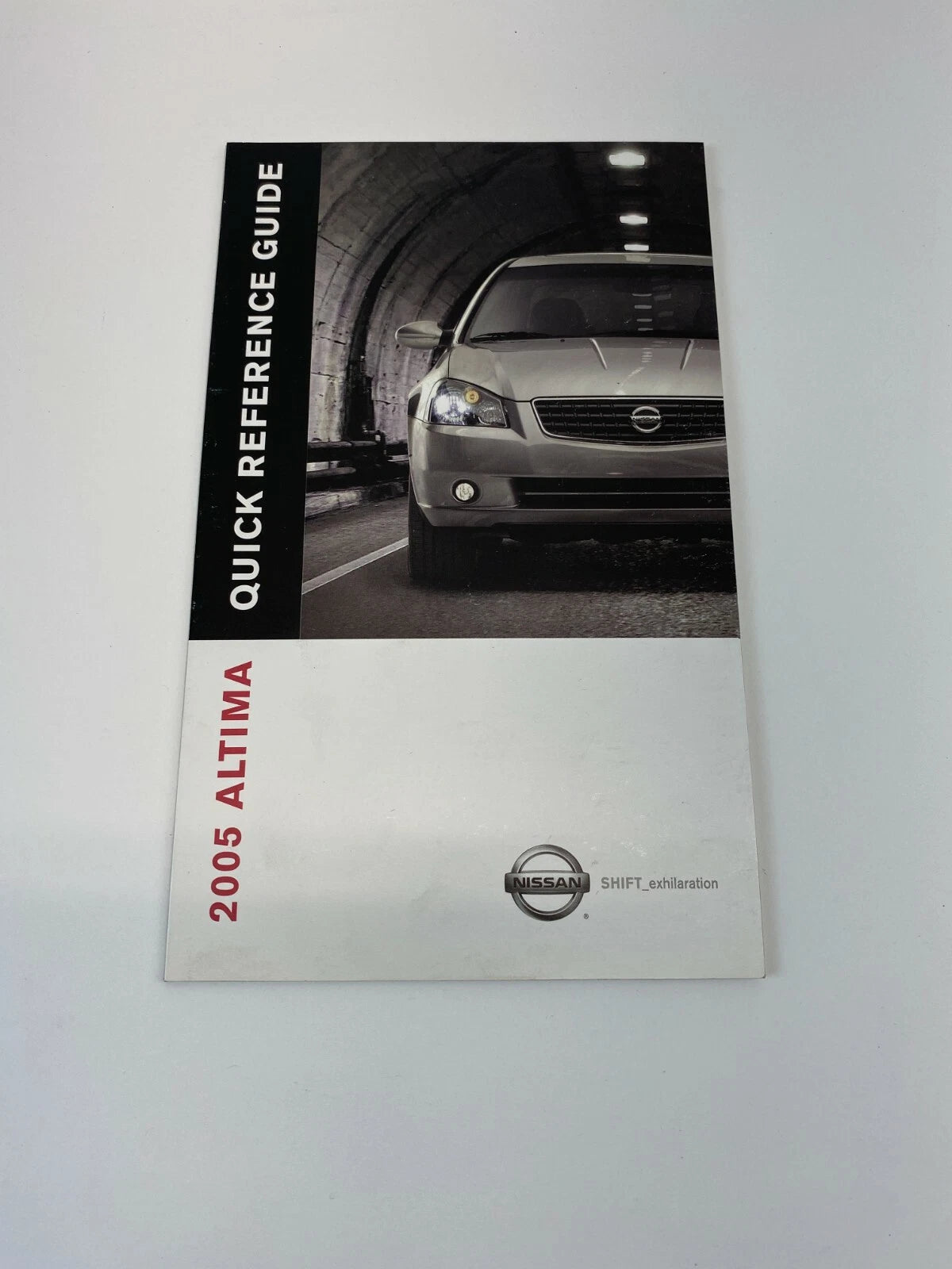 2005 NISSAN ALTIMA OWNERS MANUAL INFORMATION GUIDE BOOK SET W / CASE OEM